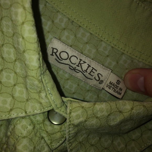 green pattern button down - Picture 4 of 4